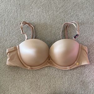 VERY SEXY Victoria’s Secret Push-Up Strapless Bra